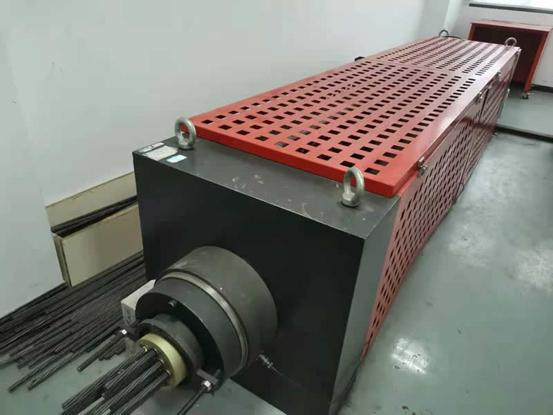钢绞线锚固试验机.jpg